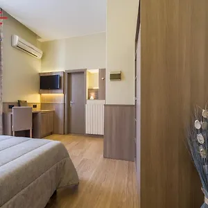Est Hotel Piombino